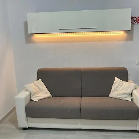 Villino Romantico Olivera Vella بيت للعطل *